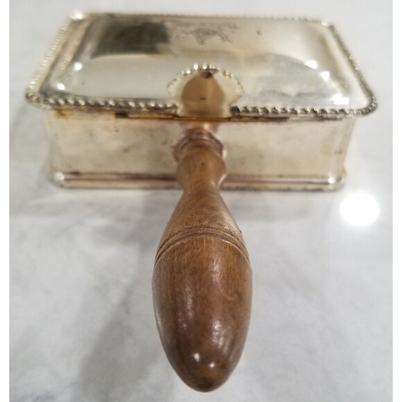 Vintage F.B.Rogers Etched Shield Silver Plated Silent Butler crumb catcher - Picture 4 of 12